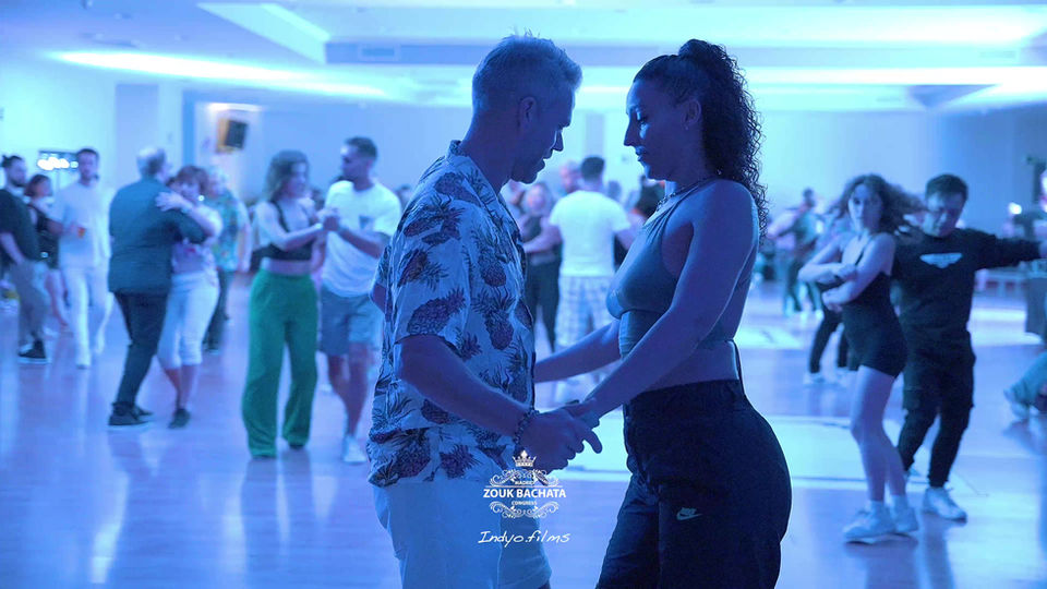 Social Dance (4k)